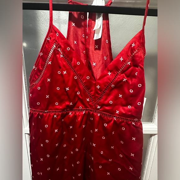 NWT GILLIGAN & O'MALLEY Red and White Nightgown - Picture 4 of 5